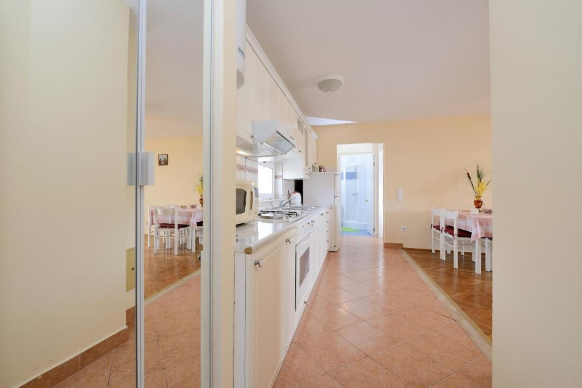 Apartment And Rooms Sidro Petrcane Exterior photo